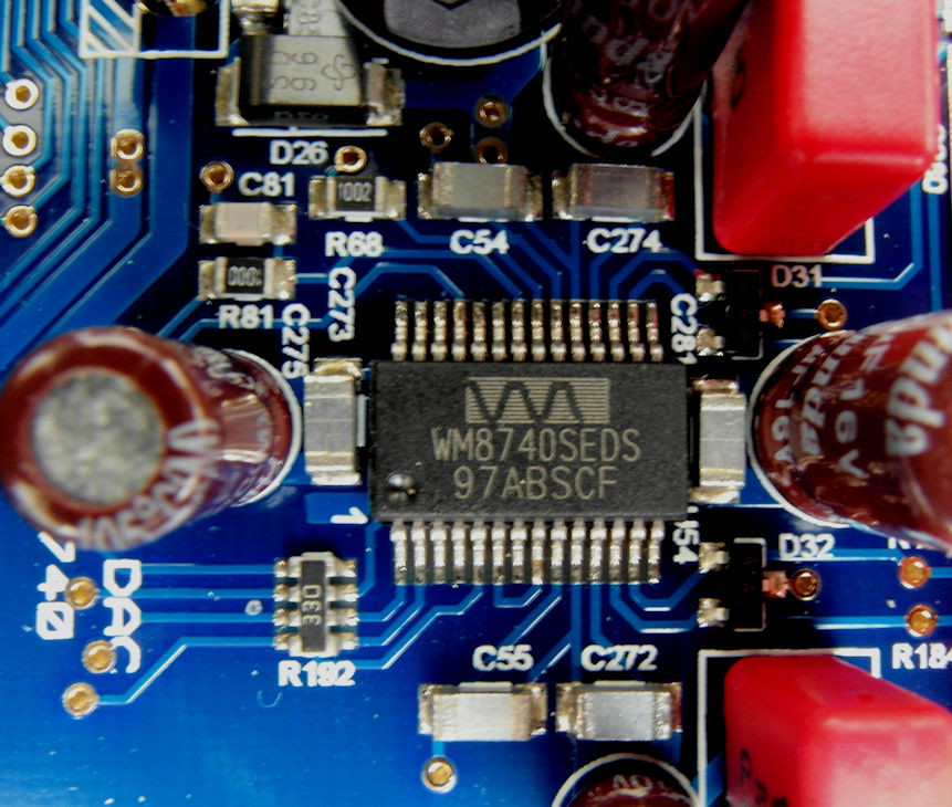 CA DacMagic (Wolfson WM8740).JPG