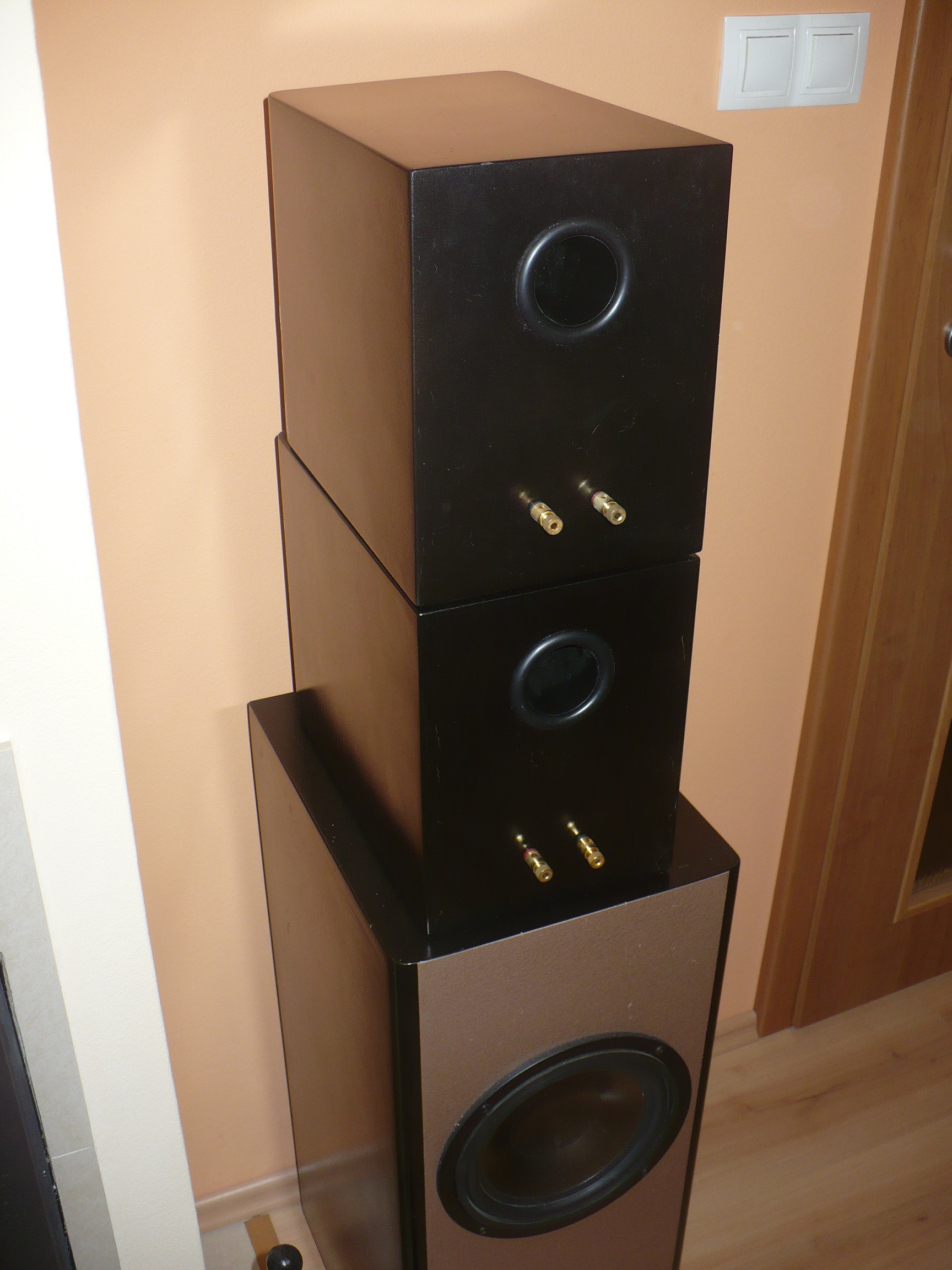 MP1080588.jpg