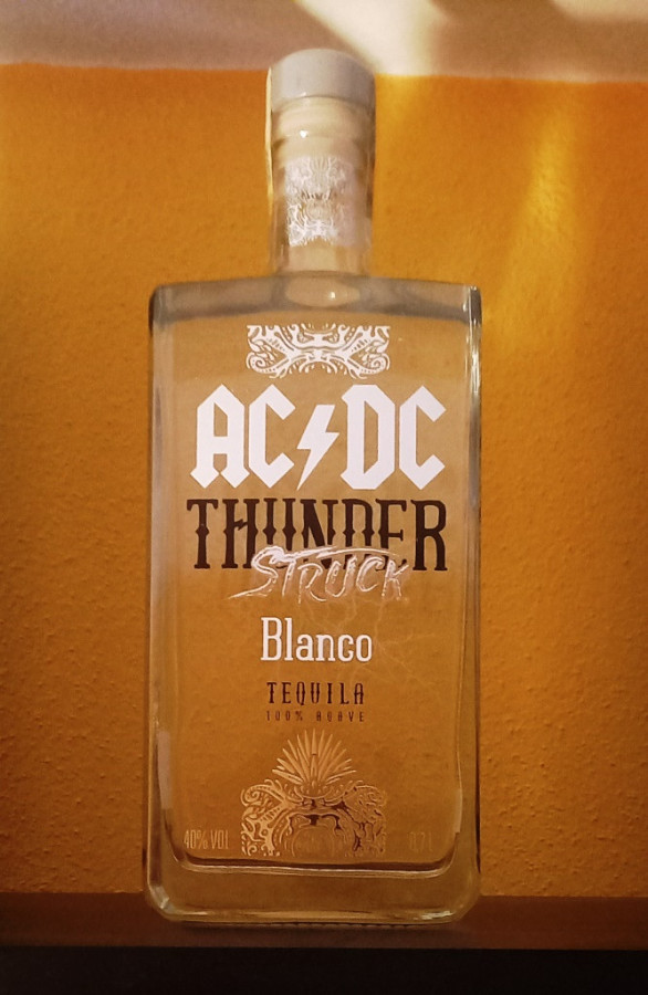 ACDC - blanco tequila.jpg