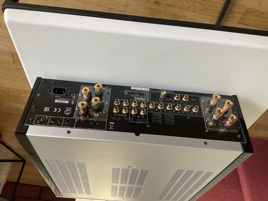 Yamaha A S1100 back_view.JPG