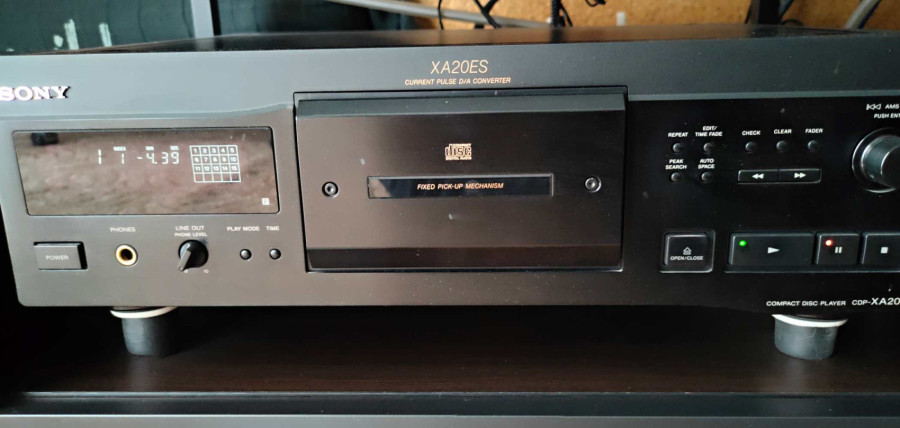 S-XA20ES-c.jpg