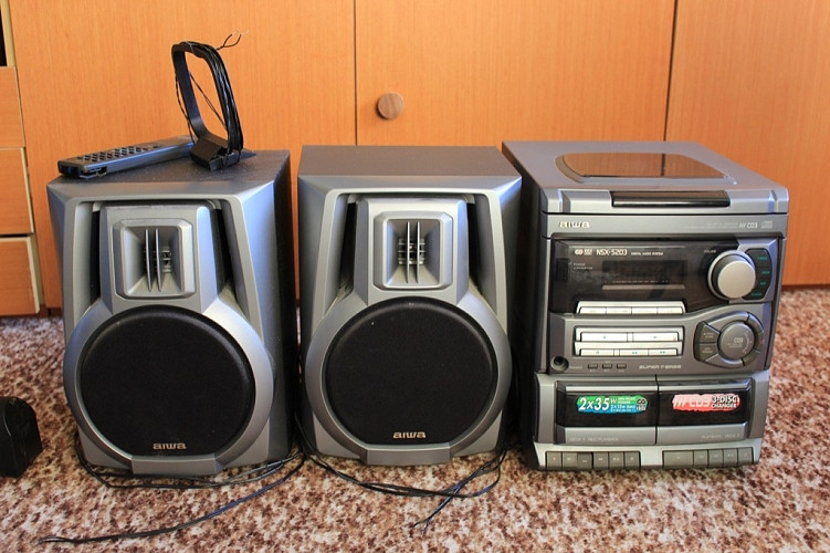 aiwa1.jpg