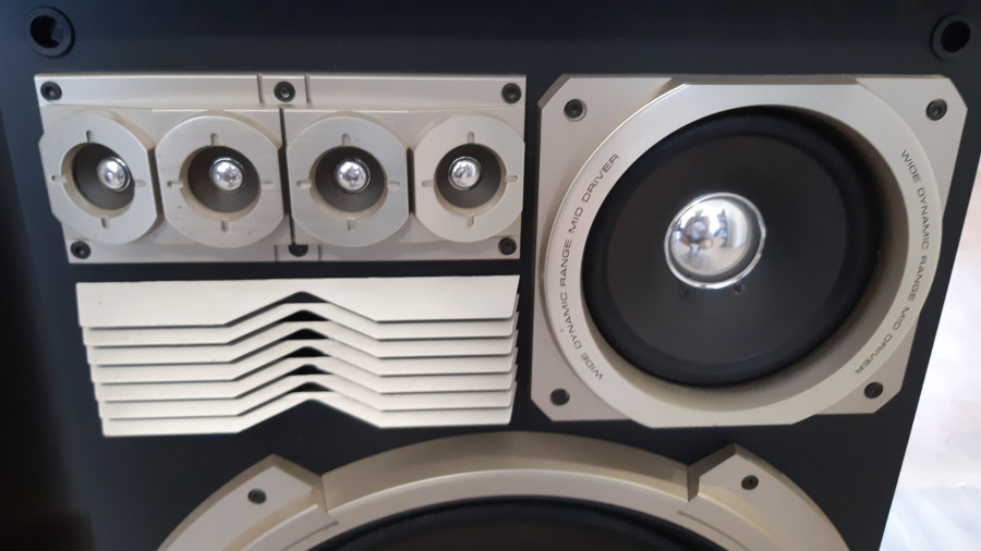 CS907b4.jpg
