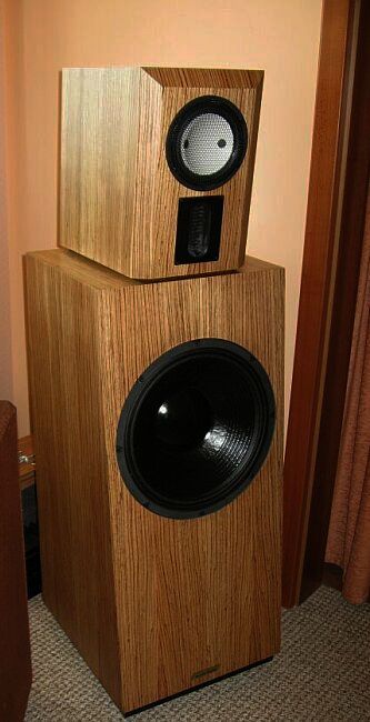 N.A. Great Lucid AMT zebrno.jpg