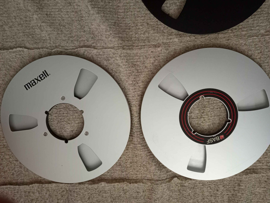 Maxell.jpg