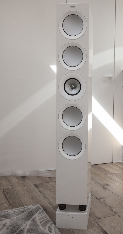 KEF 1.jpg