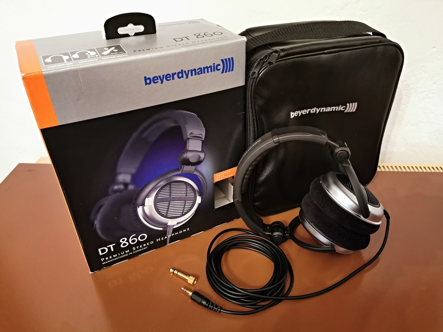 Beyerdynamic DT860_002.jpg