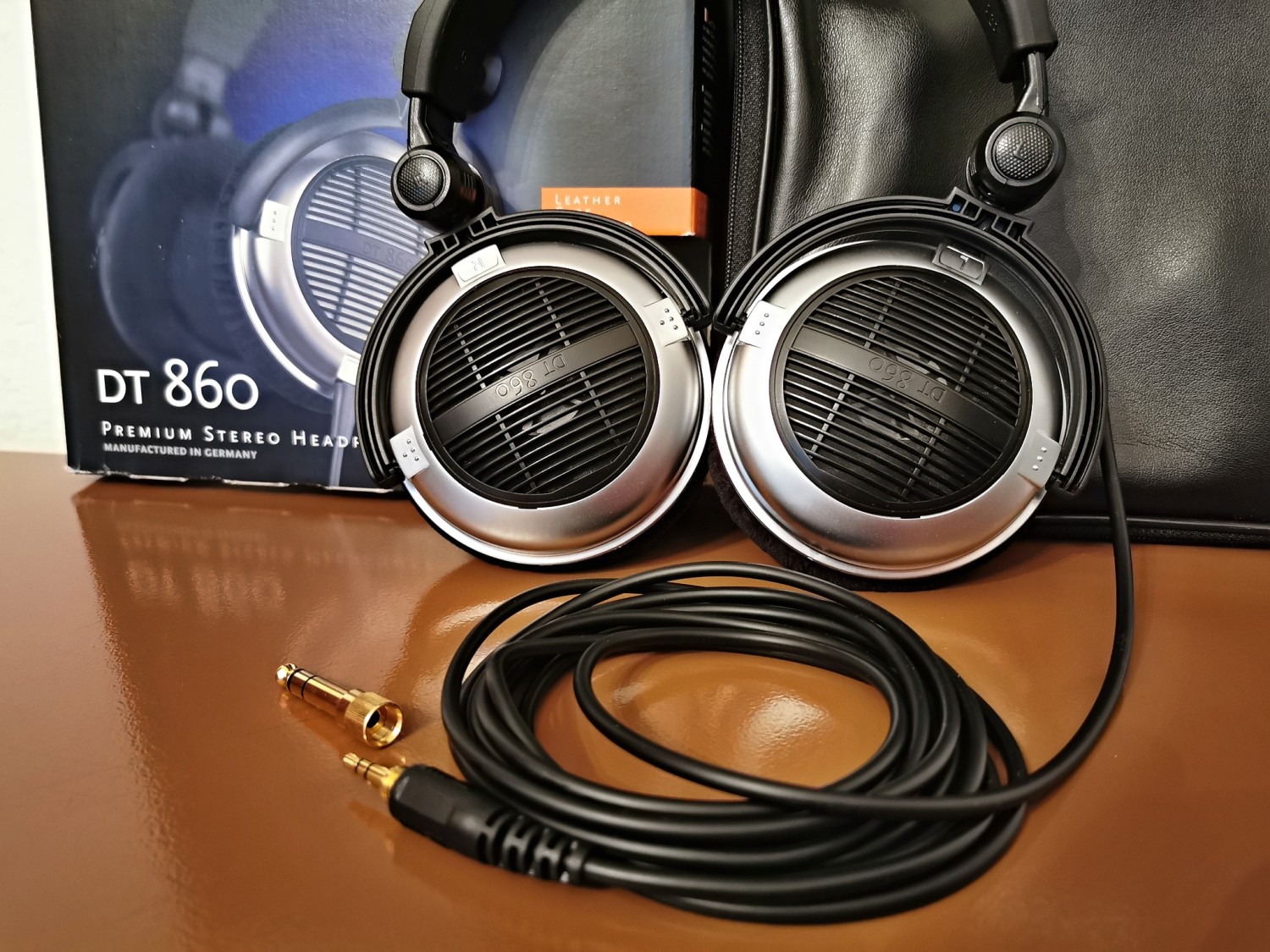Beyerdynamic DT860_003.jpg