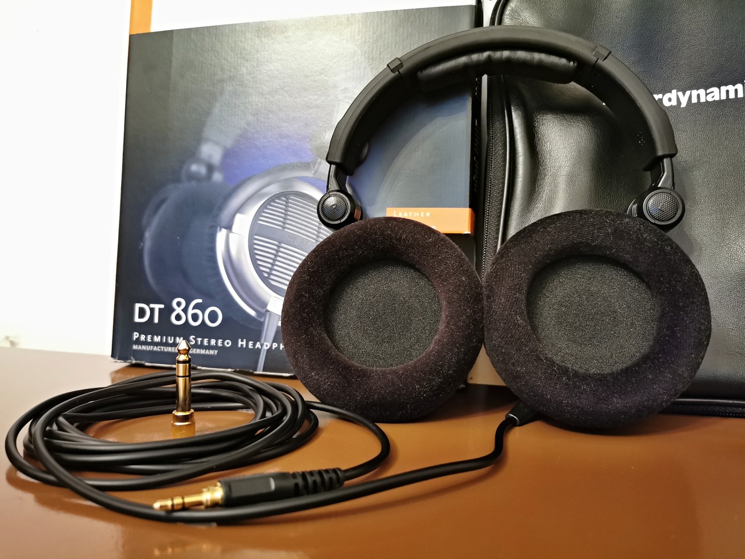 Beyerdynamic DT860_004.jpg