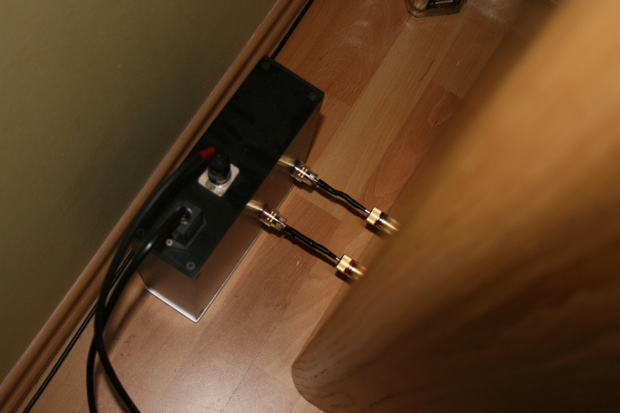 05cabletop.jpg