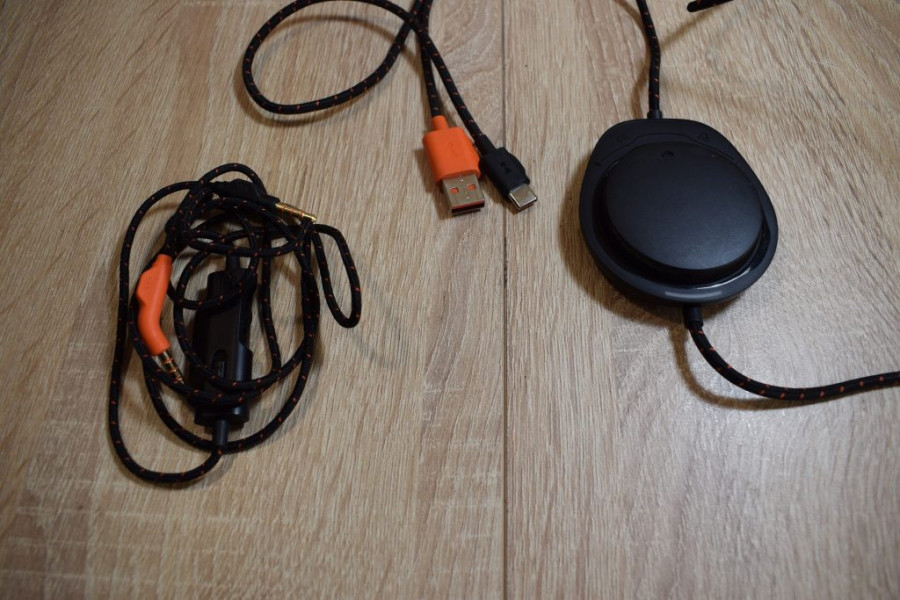 jbl-quantum-one-game-it-5-1024x683.jpg
